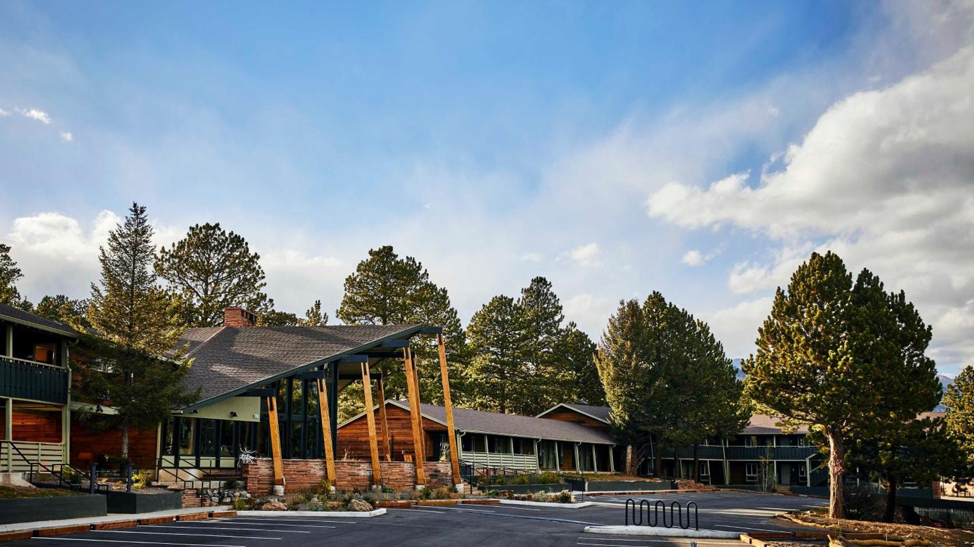 Trailborn Rocky Mountains Hotel Естес Парк Екстериор снимка